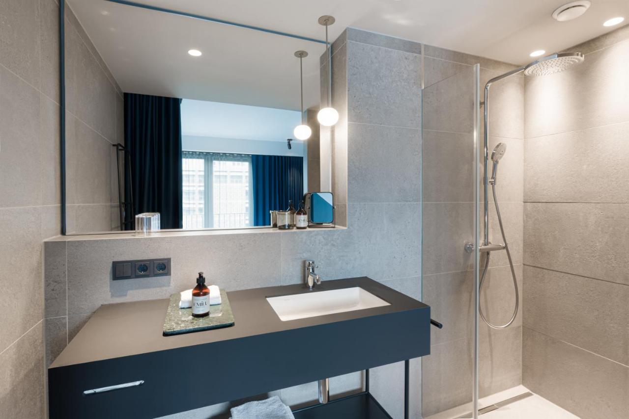Lu Suite